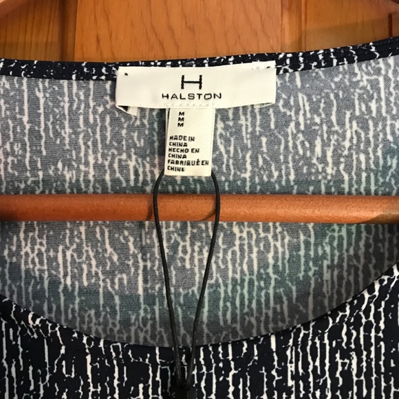 NWT. H BY HALSTON sleeveless blue and white dress, size Medium. New with Tags. - Picture 4 of 6